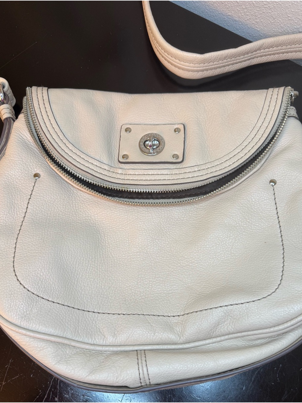 Marc by Marc Jacob’s Leather Crossbody Bag in Cream - Classic Turn-Lock Closure